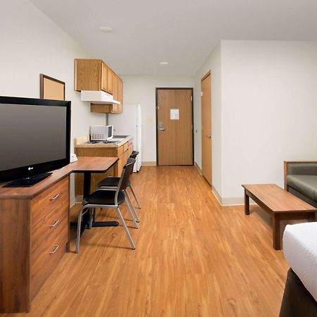 Extended Stay America Select Suites - Fort Myers - Northeast Exteriör bild