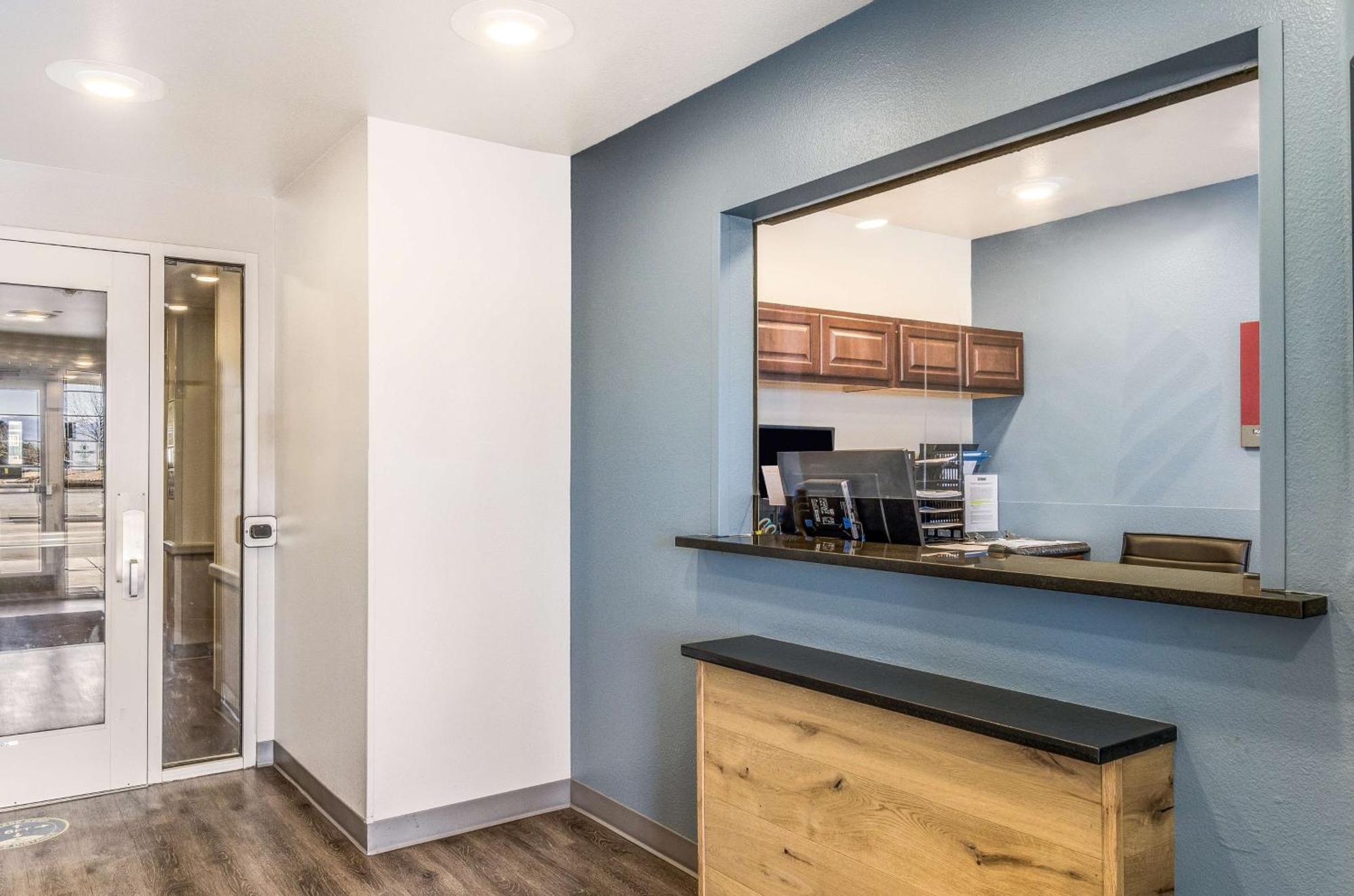 Extended Stay America Select Suites - Fort Myers - Northeast Exteriör bild
