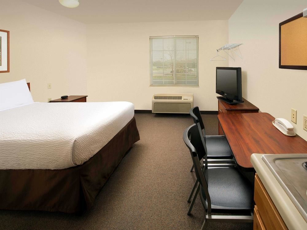 Extended Stay America Select Suites - Fort Myers - Northeast Exteriör bild